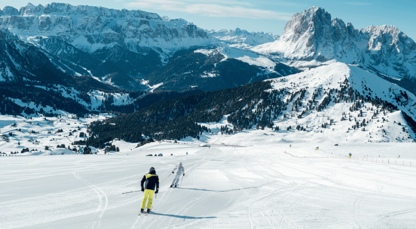 snow-rock-x-heidi-blog-mountain-skiers